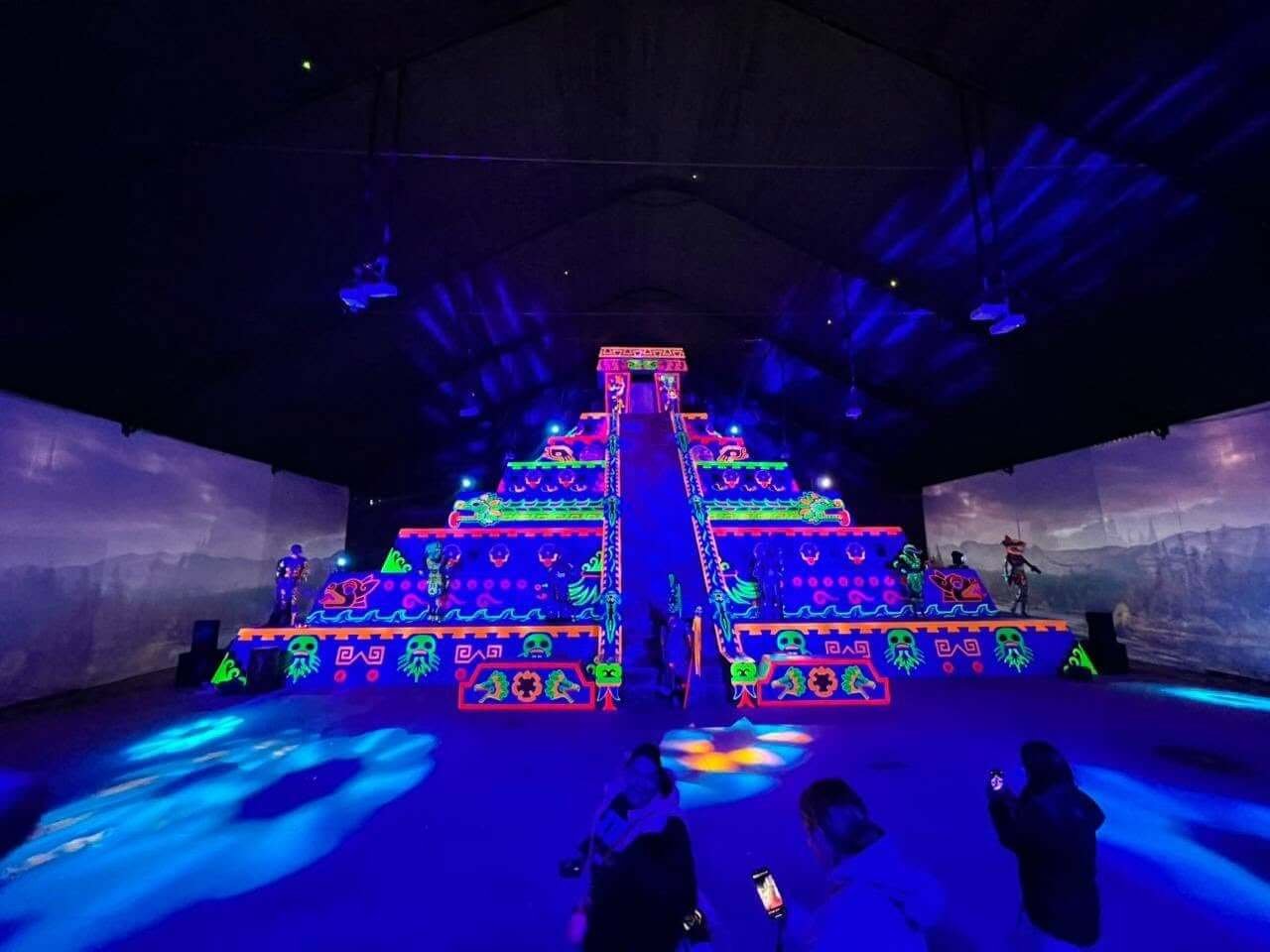 Expo Cultural Neón, Ciudad de México